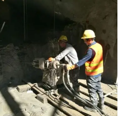 龙南水下抗分散灌浆料特点 水下不分散注浆料介绍