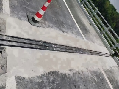 龙南伸缩缝更换后浇筑材料快速结构修补料速砼的产品特点及施工流程​